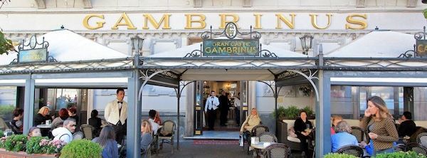 vista tavoli esterni caffè gambrinus Napoli