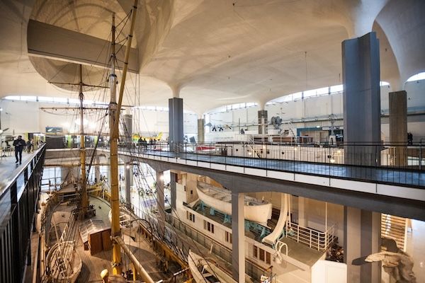 vista interno Museo Nazionale della Scienza e della Tecnologia Leonardo da Vinci a Milano