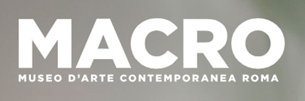 logo macro
